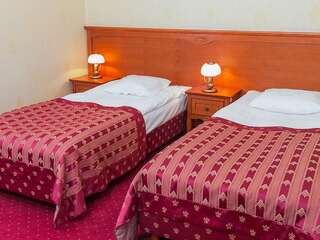 Отель Hotel Korona Сандомир Двухместный номер с 2 отдельными кроватями-7