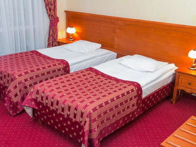 Отель Hotel Korona Сандомир-12
