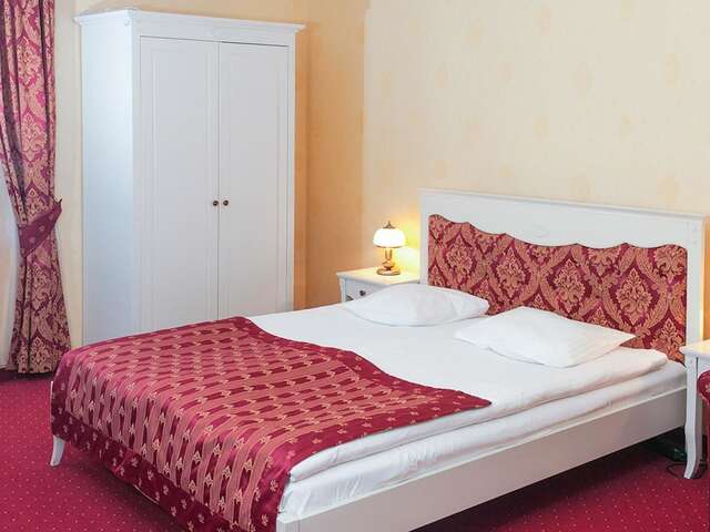 Отель Hotel Korona Сандомир-15