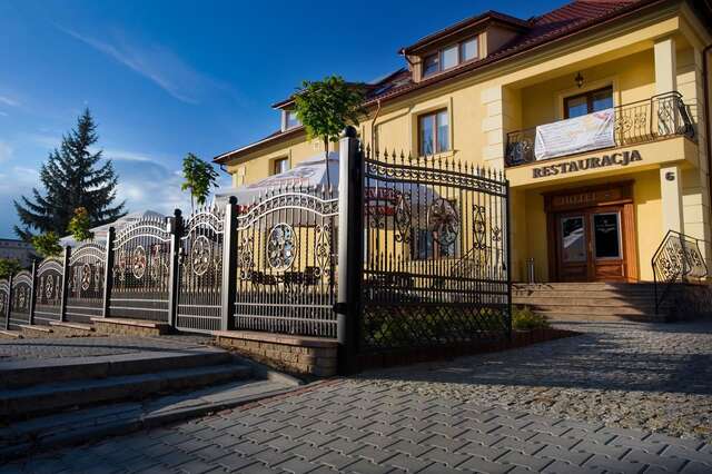 Отель Hotel Korona Сандомир-45